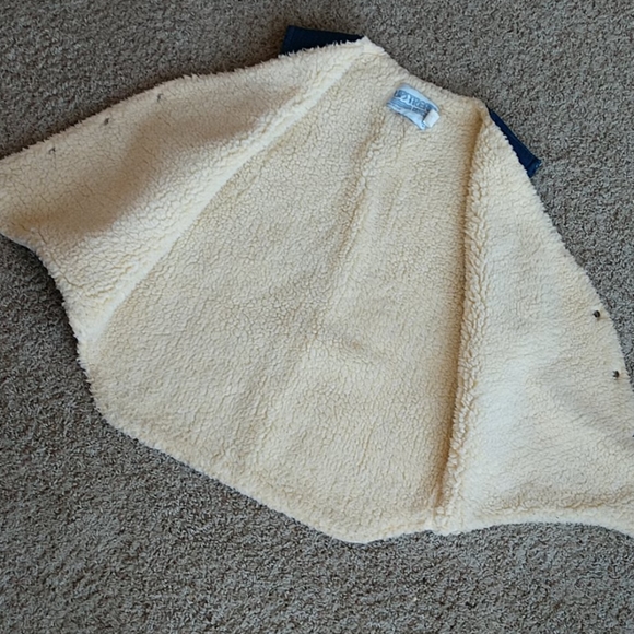 Vintage Denim & Sherpa Vest - Picture 7 of 8